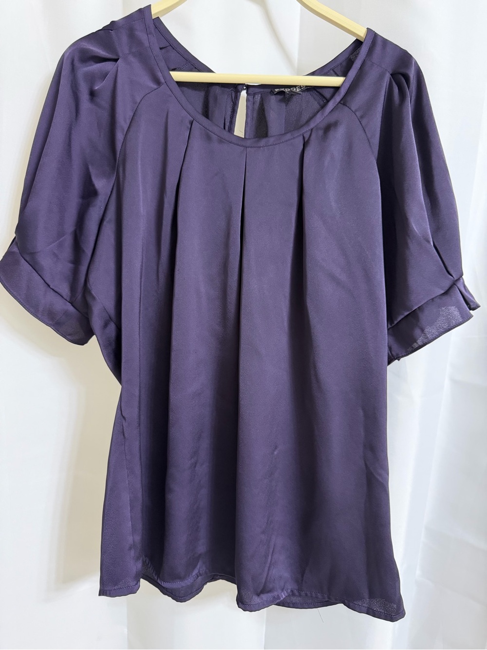 Express Women's Pleated Short-Sleeve Blouse - Plum